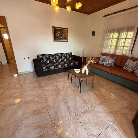 Beachfront Cottage Nea Triglia Esterno foto