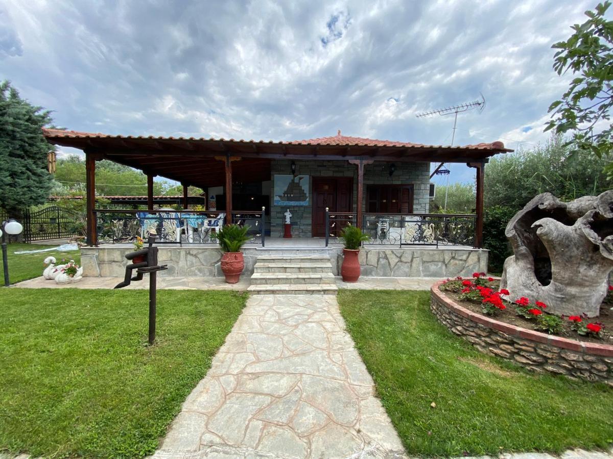 Beachfront Cottage Nea Triglia Esterno foto