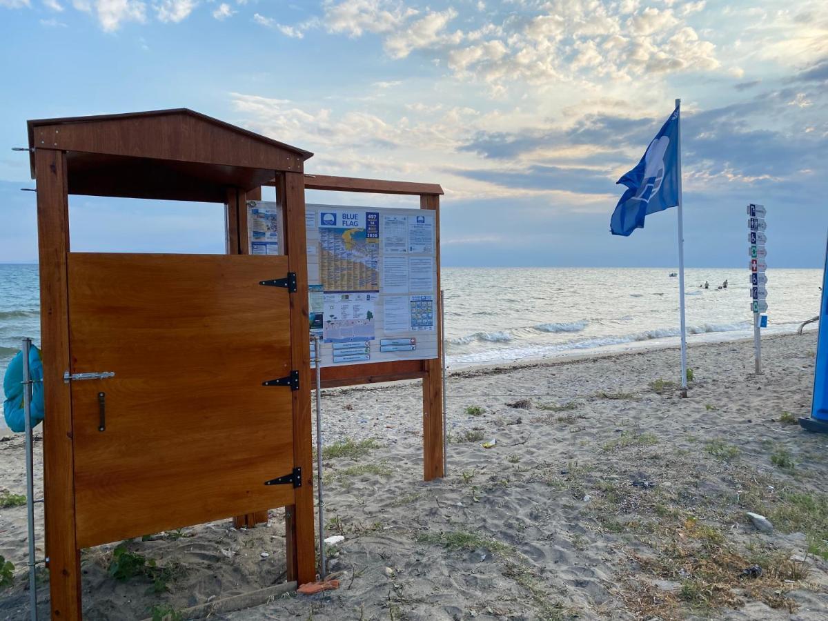 Beachfront Cottage Nea Triglia Esterno foto